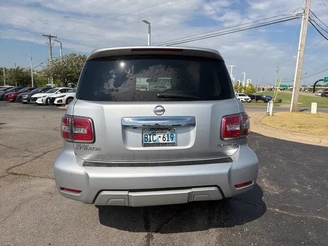 2017 Nissan Armada Platinum photo 4