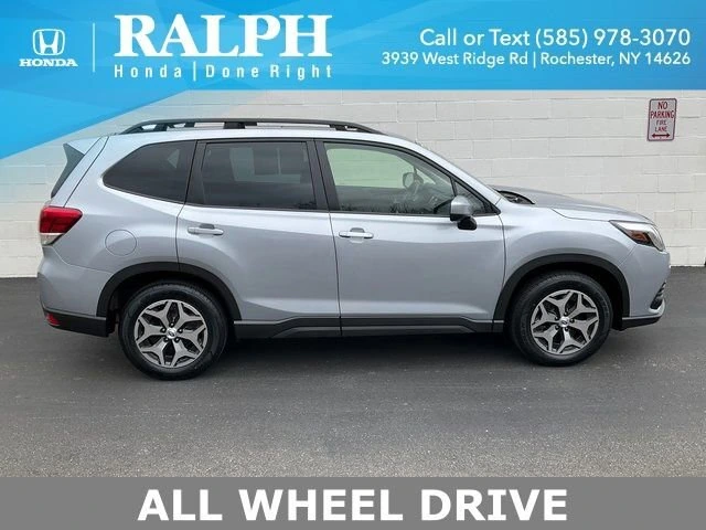 2023 Subaru Forester Premium