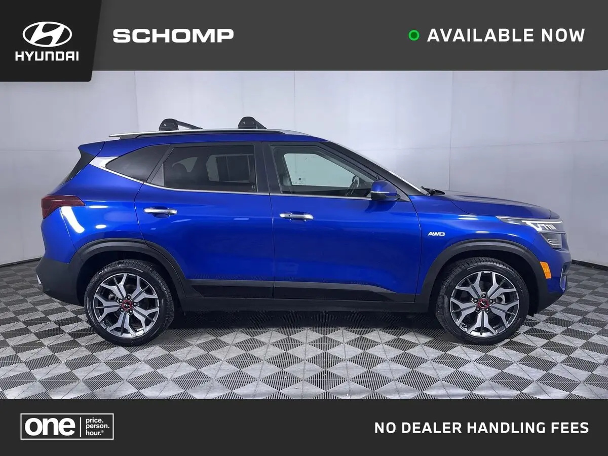 2023 Kia Seltos SX's photo