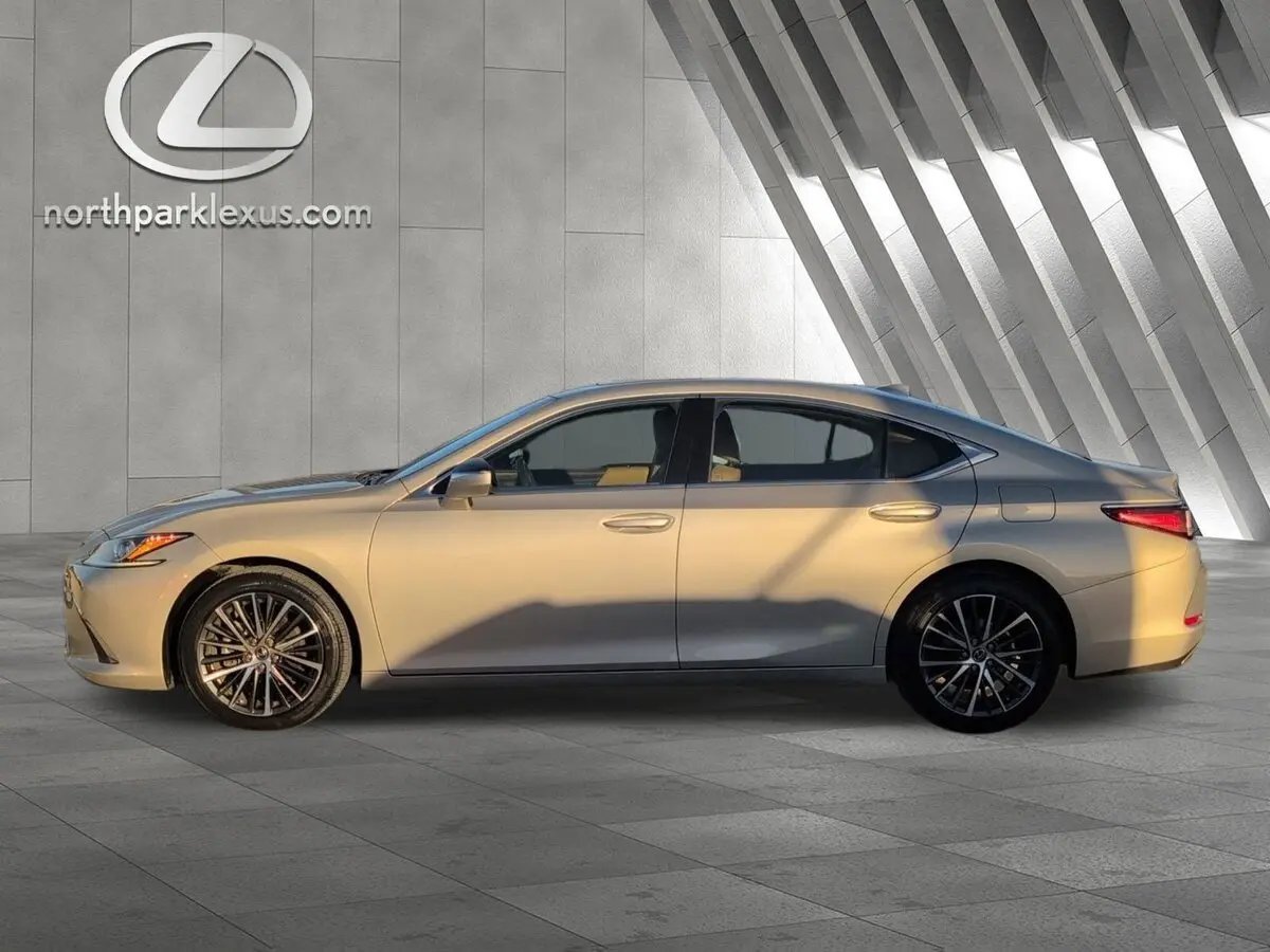 2023 Lexus ES