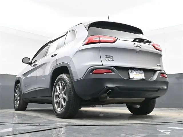 2018 Jeep Cherokee Latitude photo 42