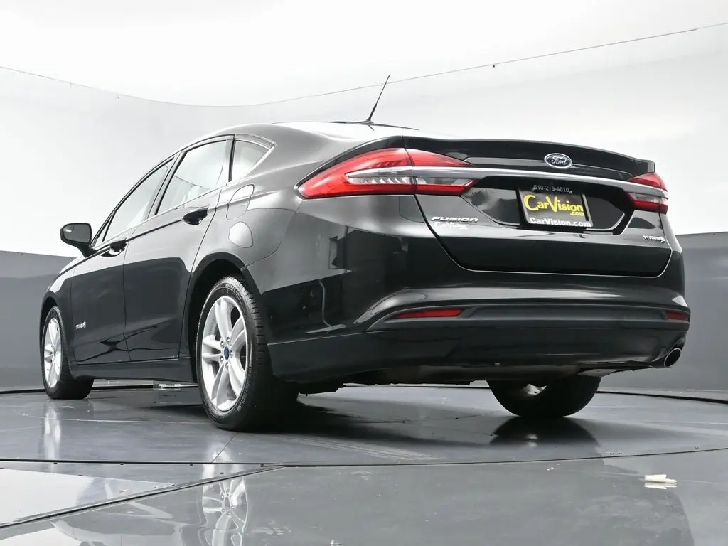 2018 Ford Fusion S Hybrid photo 42