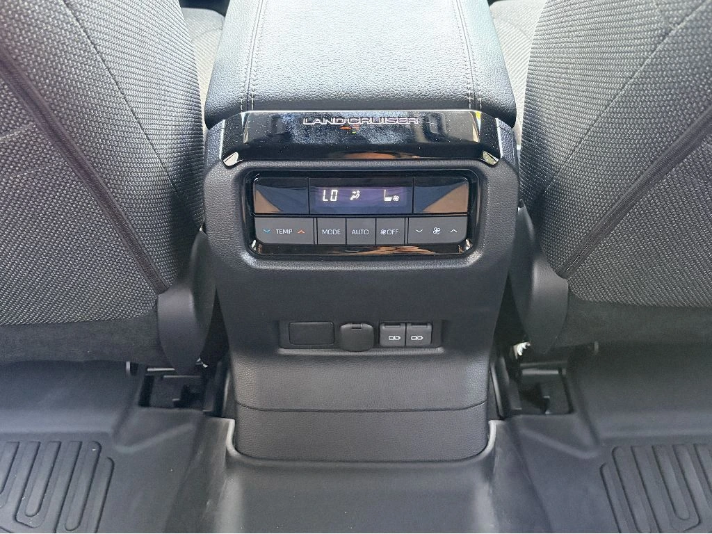 2025 Toyota Land Cruiser Land Cruiser 1958 - Photo 19