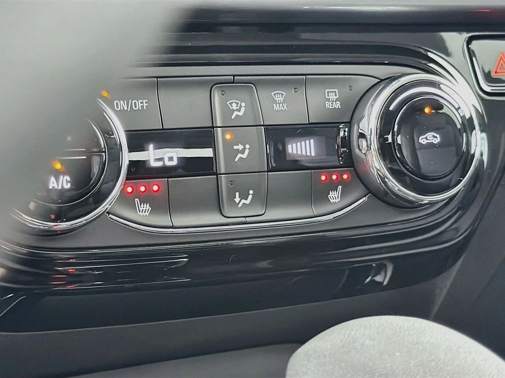 2026 Chevrolet Trax LT - Photo 19