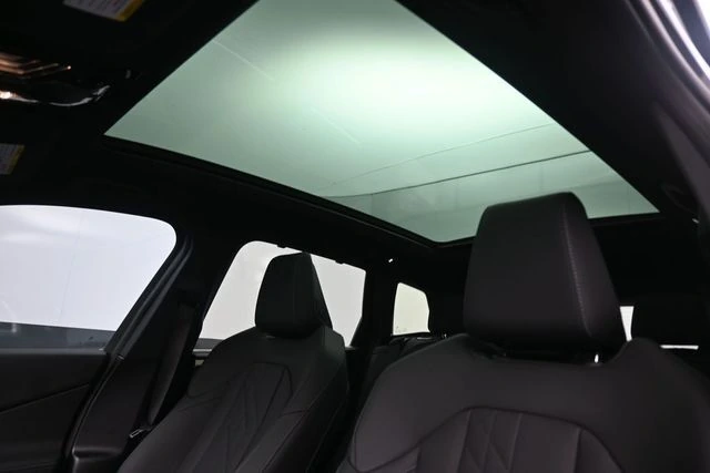 2025 BMW X3 30 - Photo 28
