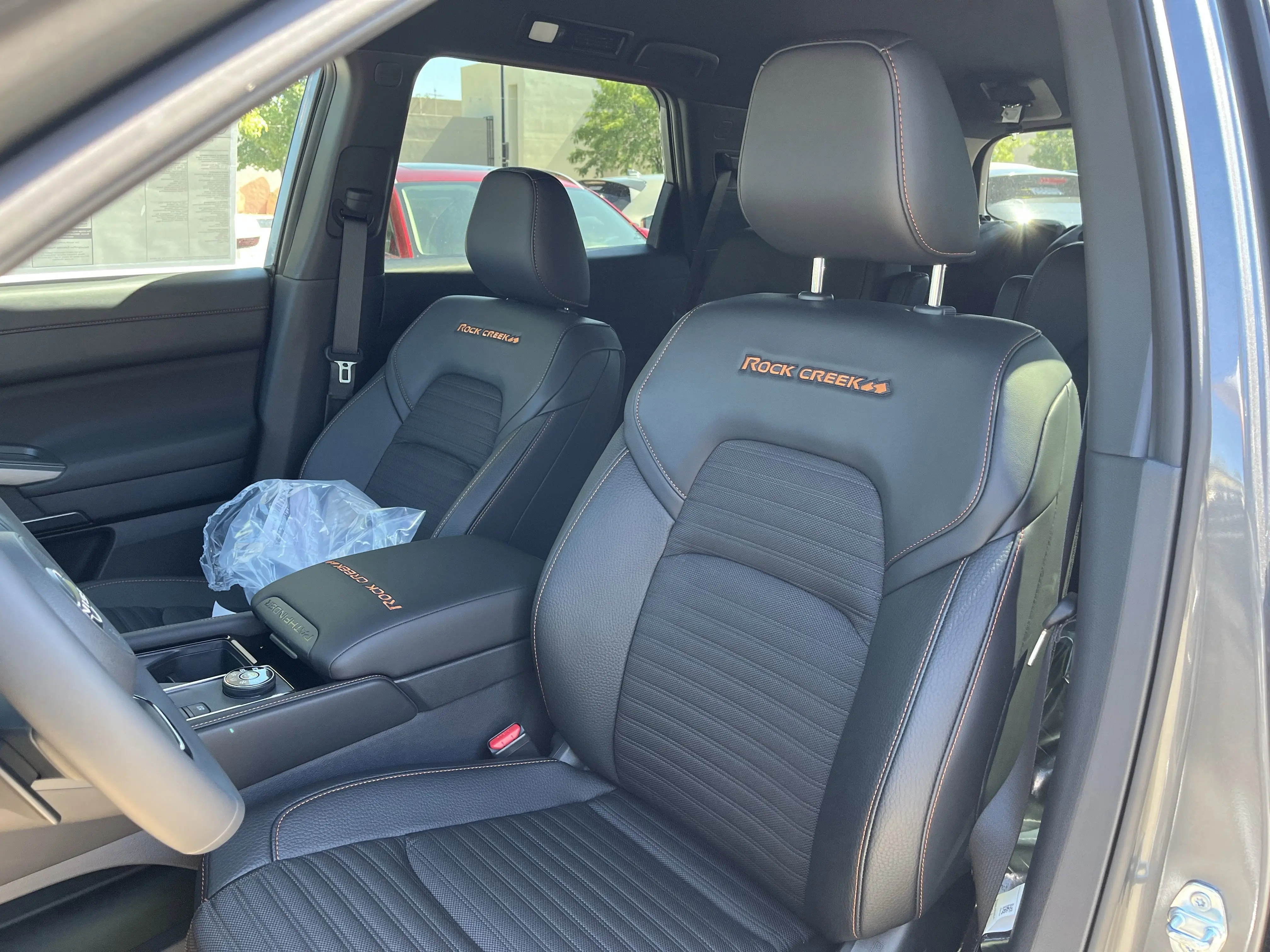 2025 Nissan Pathfinder Rock Creek photo 5