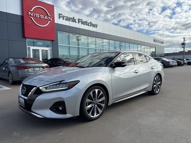 2020 Nissan Maxima Platinum's photo