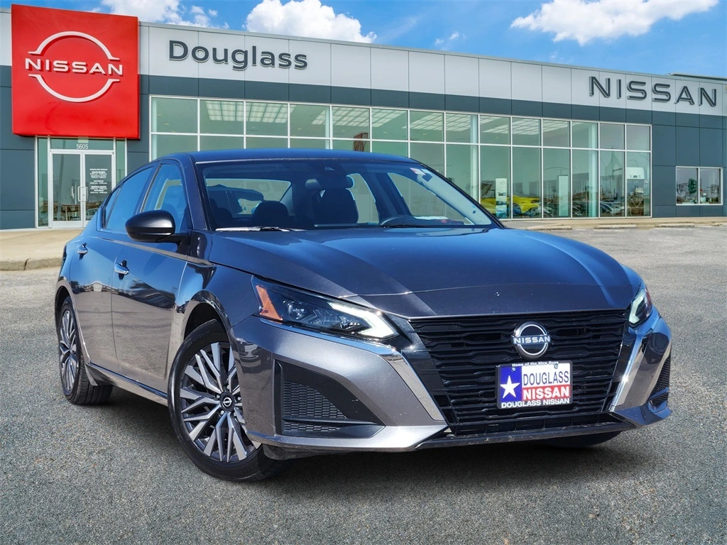 2024 Nissan Altima SV