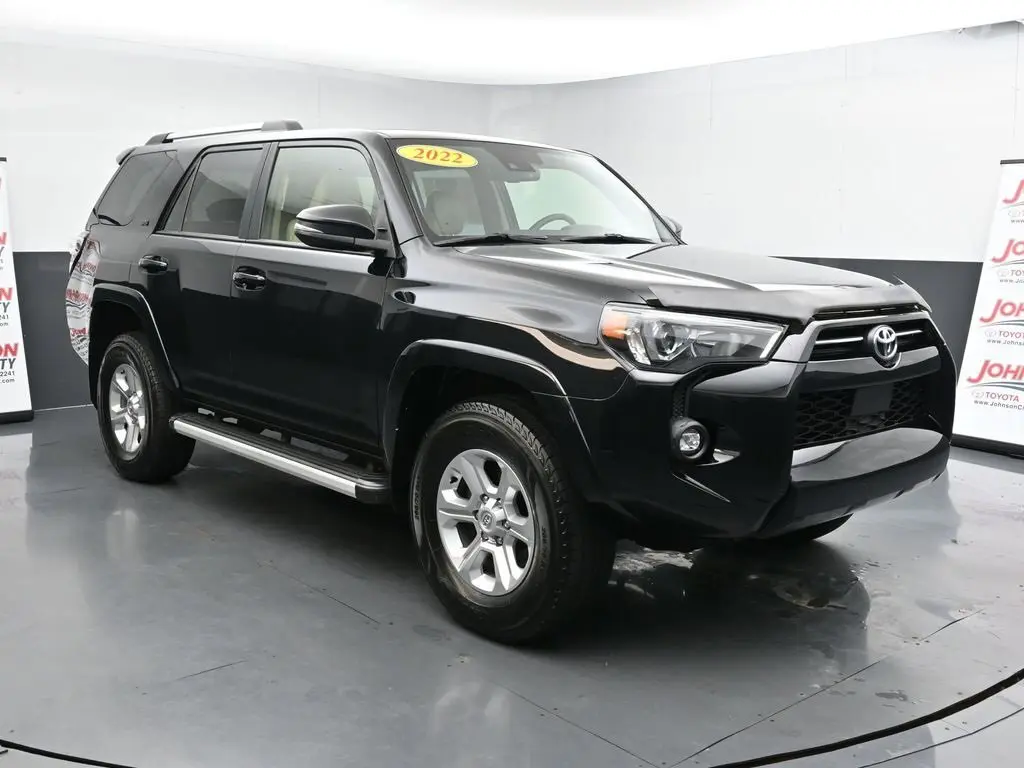 2022 Toyota 4Runner SR5 Premium 4WD photo 2
