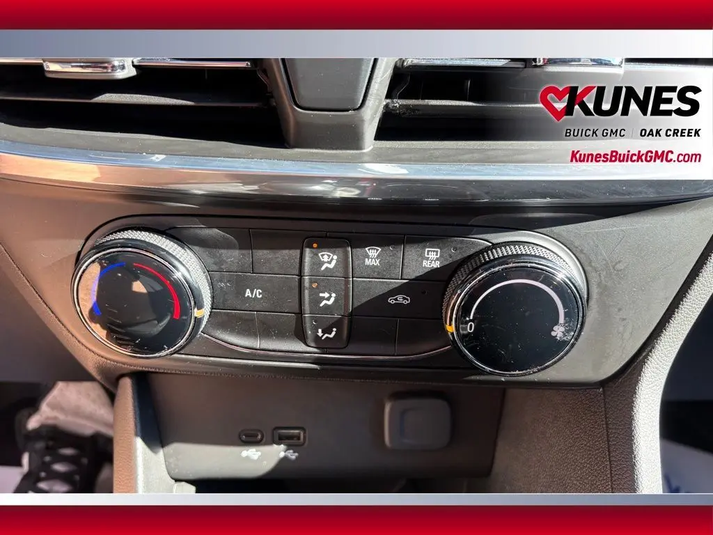 2024 Buick Encore GX Preferred photo 13