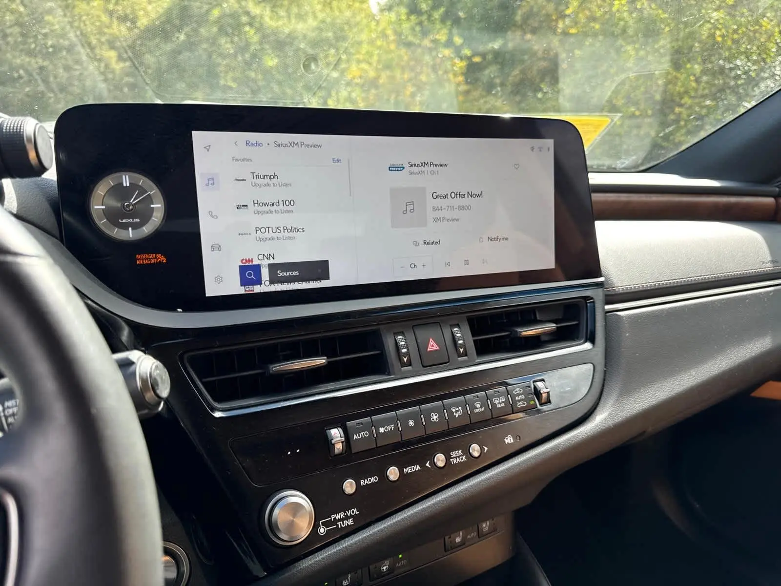 2023 Lexus ES Premium photo 26