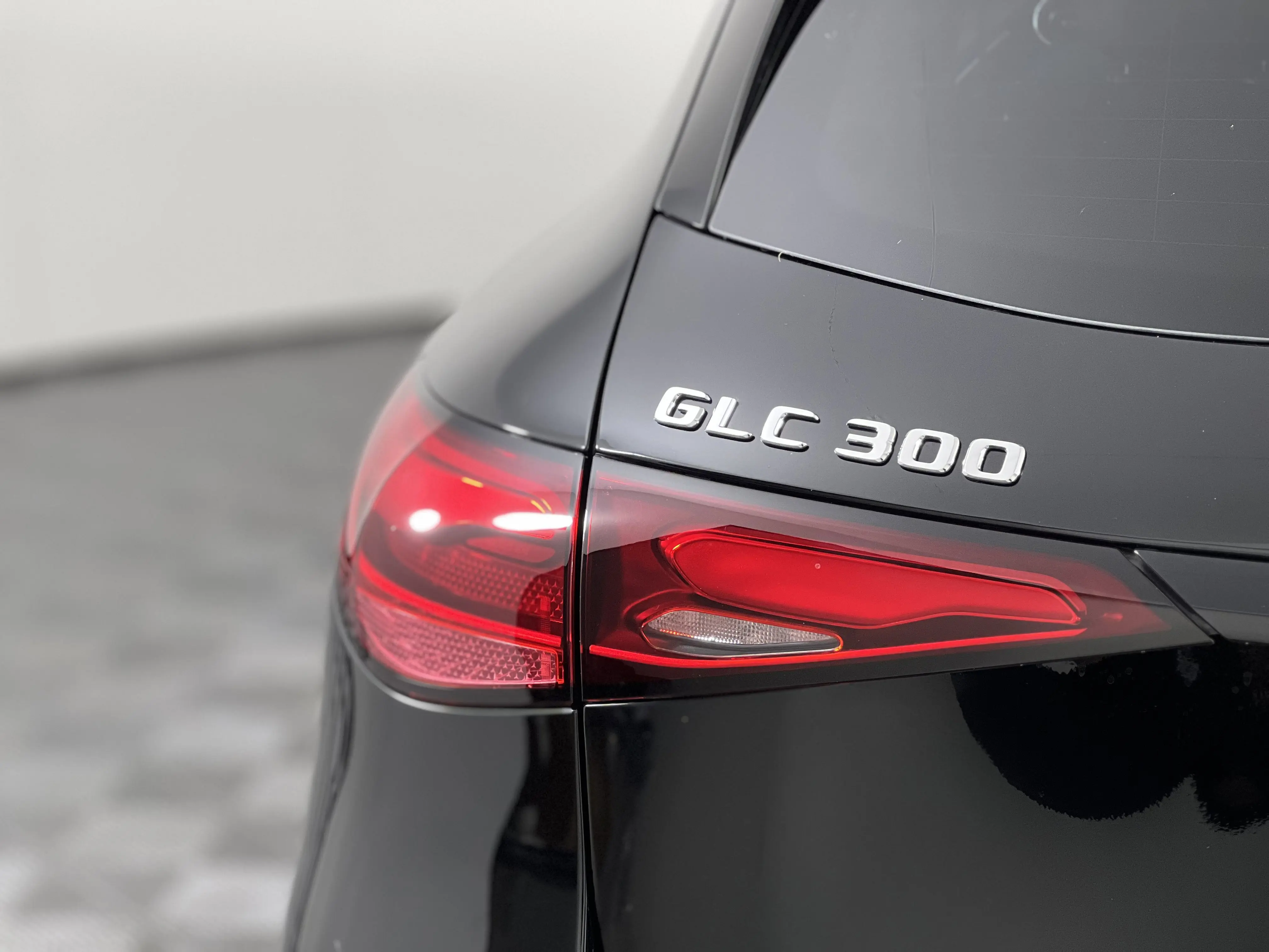 2026 Mercedes Benz GLC 300 4MATIC photo 8