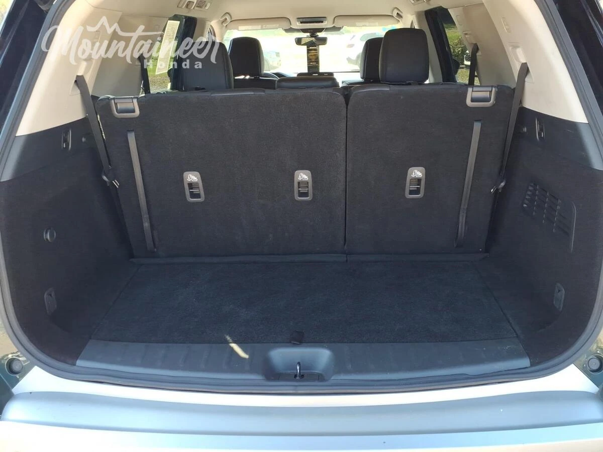 2025 Nissan Pathfinder SL - Photo 24