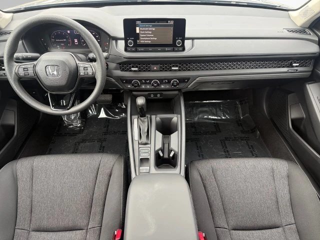 2025 Honda Accord SE - Photo 10