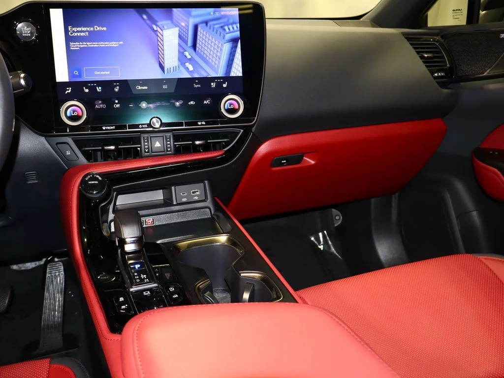 2025 Lexus NX 350 - Photo 21
