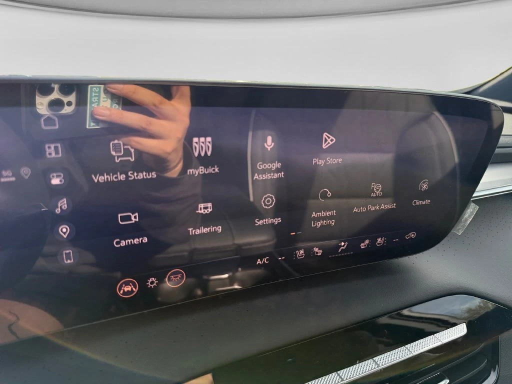 2027 Buick Enclave Avenir - Photo 19