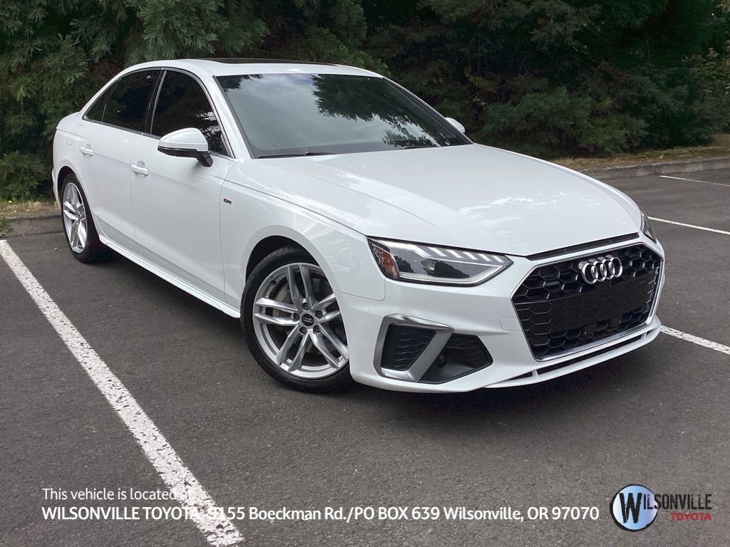 2023 Audi A4 45 S line Premium Plus