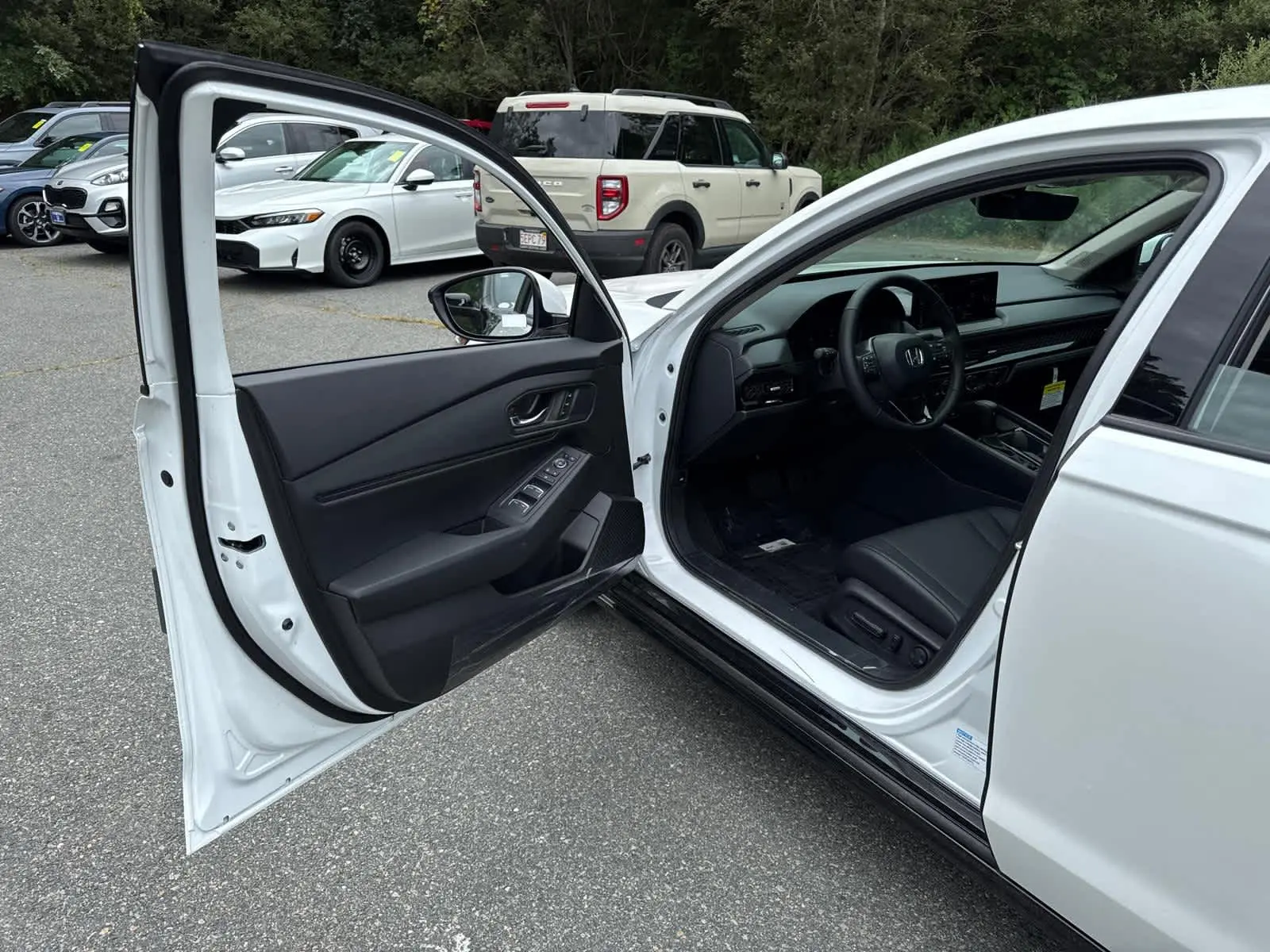 2025 Honda Accord Hybrid EX-L photo 11