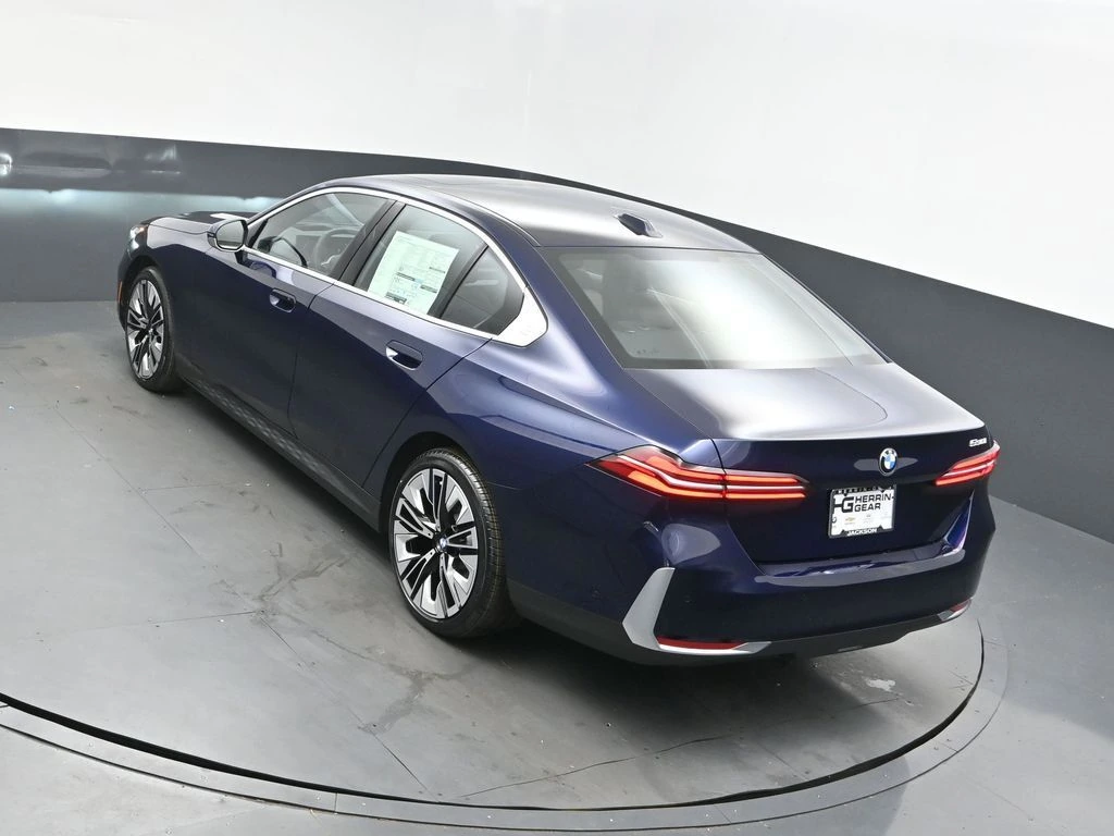 2026 BMW 5 Series 530i - Photo 33