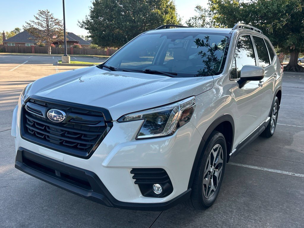 2024 Subaru Forester Premium