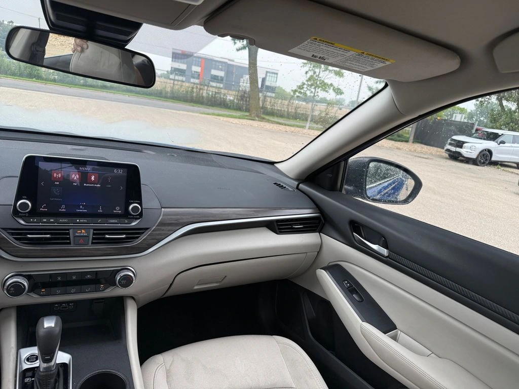 2025 Nissan Altima SV - Photo 38