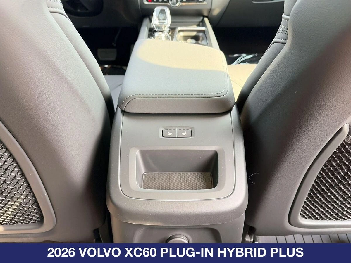 2026 Volvo - image 29