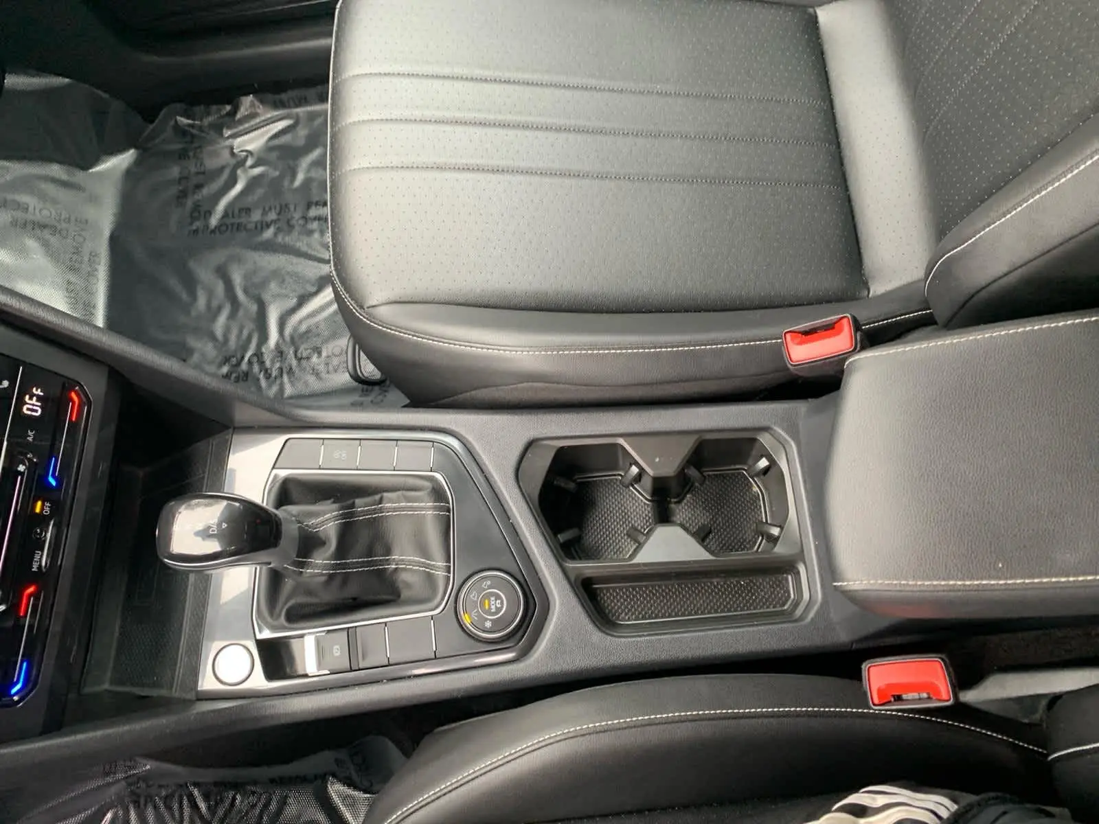 2023 Volkswagen Tiguan SE photo 21