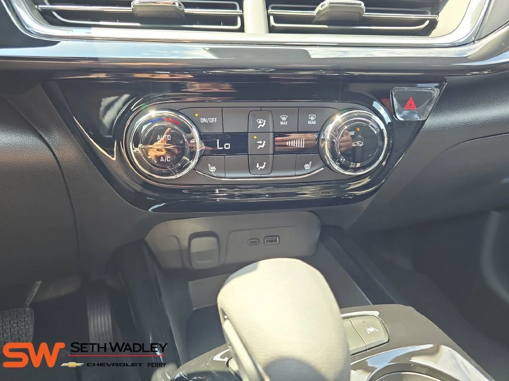 2026 Chevrolet Trax RS - Photo 24