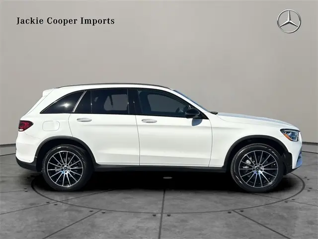 2022 Mercedes Benz GLC 300 photo 6