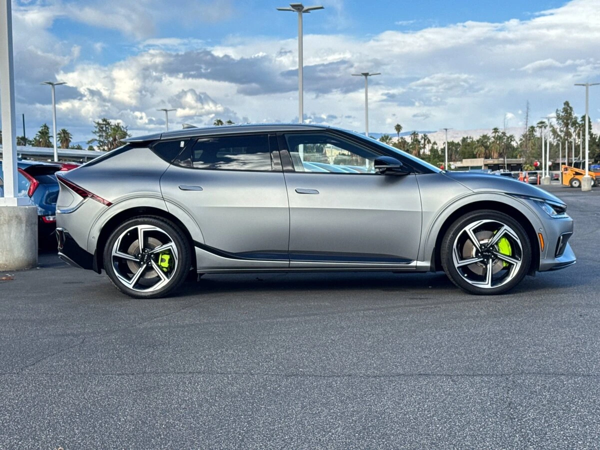 Used 2024 Kia EV6 GT with VIN KNDC5DLE2R5206014 for sale in Cathedral City, CA