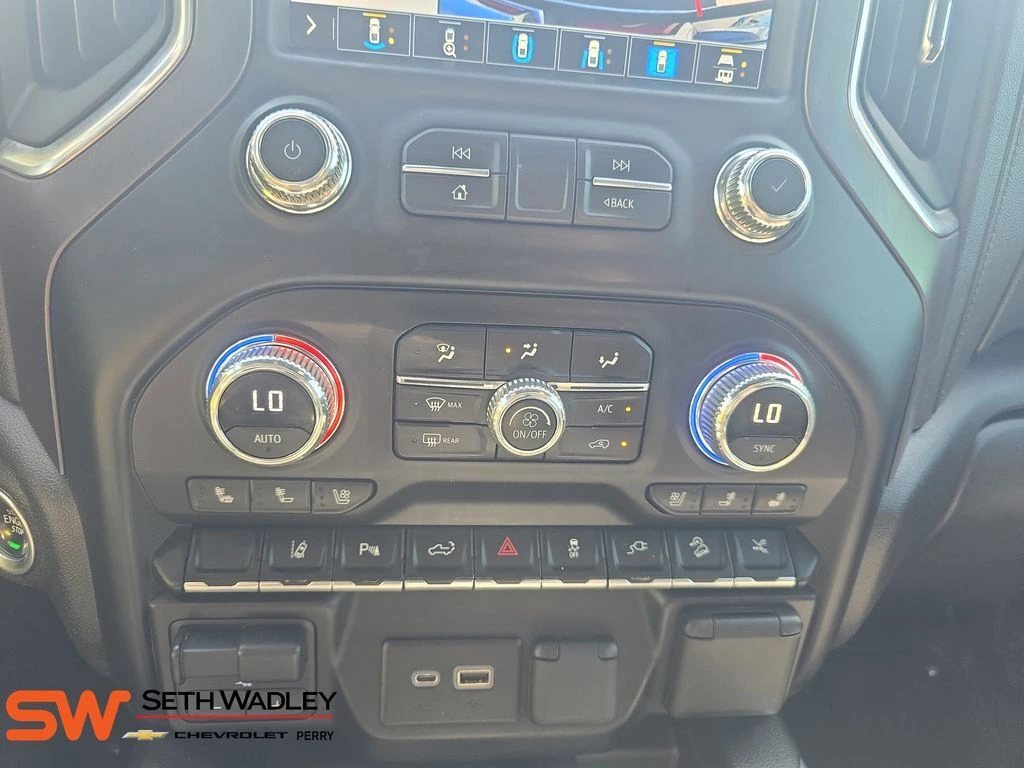2022 GMC Sierra 2500HD AT4 - Photo 24