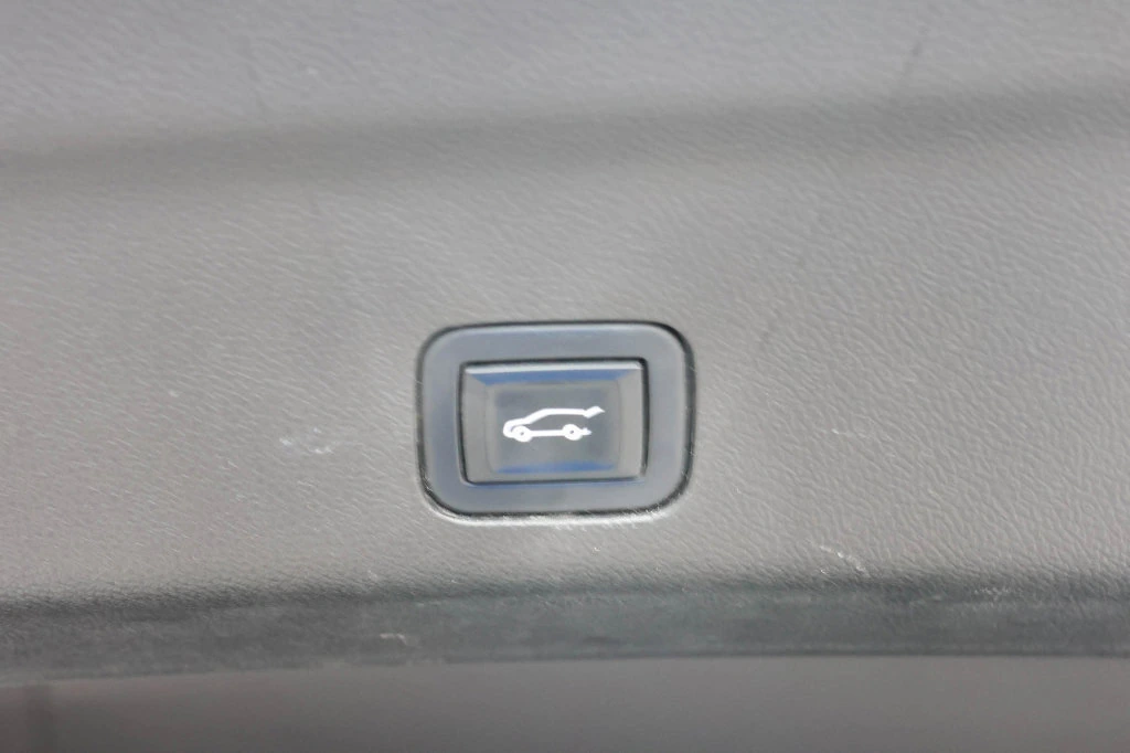 2023 Chevrolet Tahoe RST - Photo 9