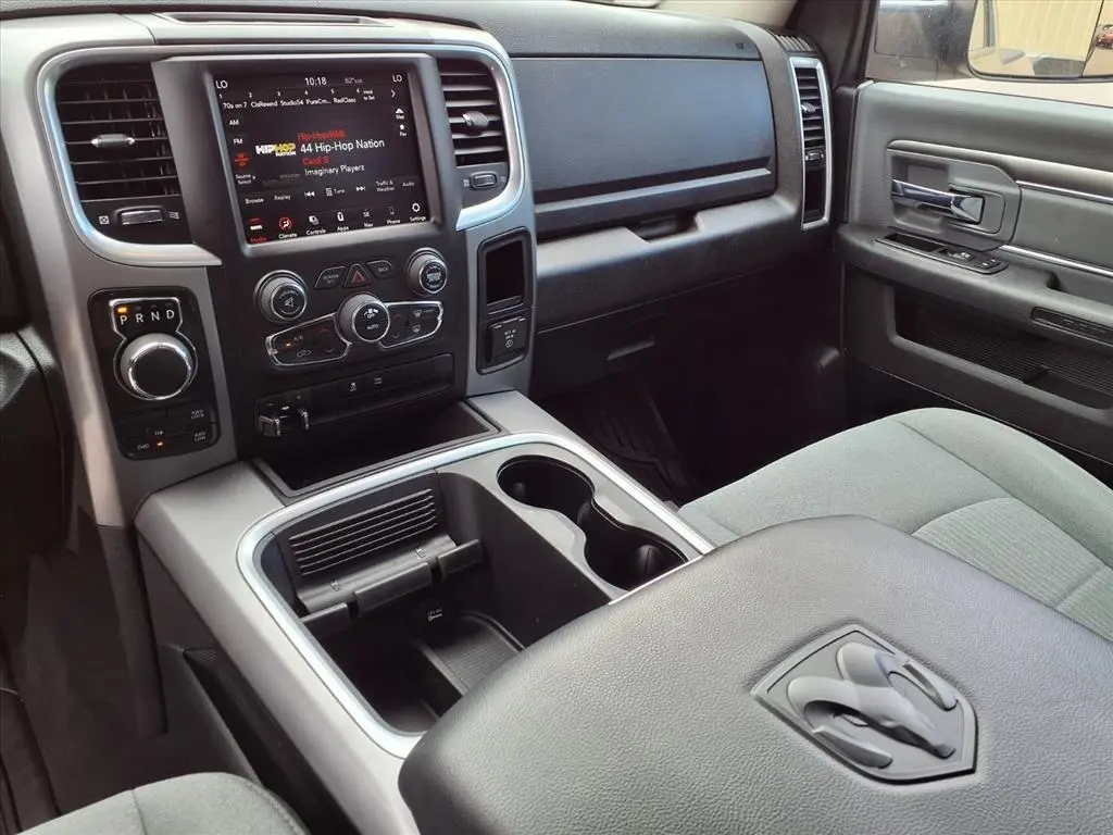 2023 Ram 1500 Classic SLT photo 7