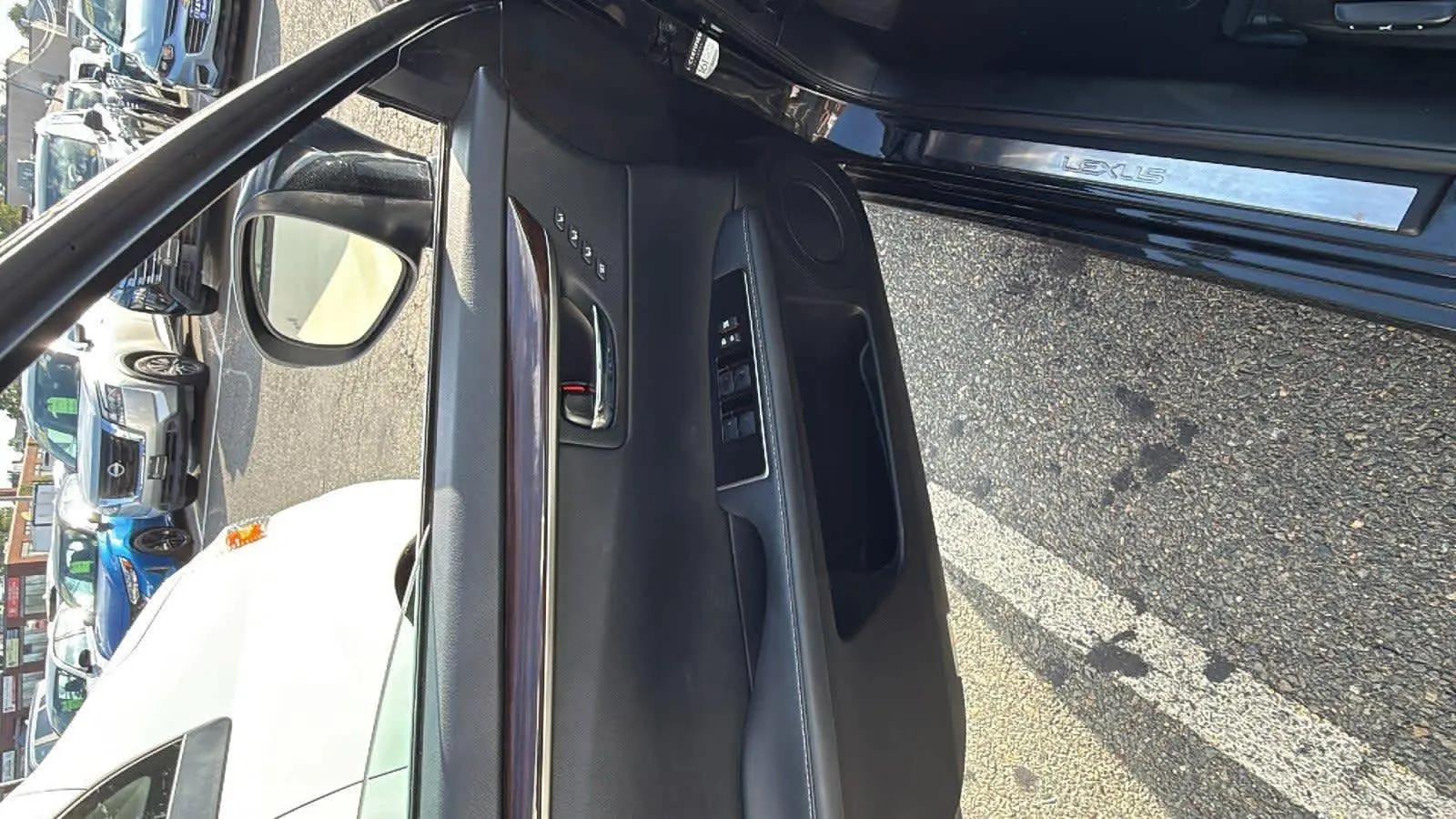 2016 Lexus ES 350 photo 9
