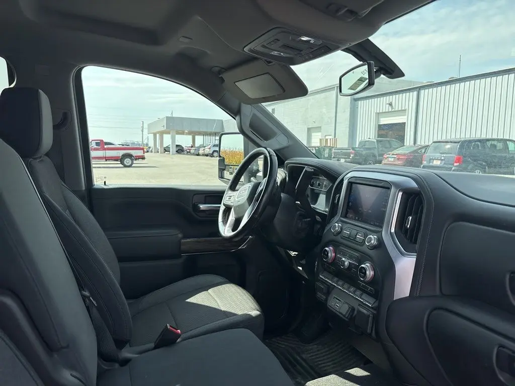 2020 Gmc Sierra SLE photo 20