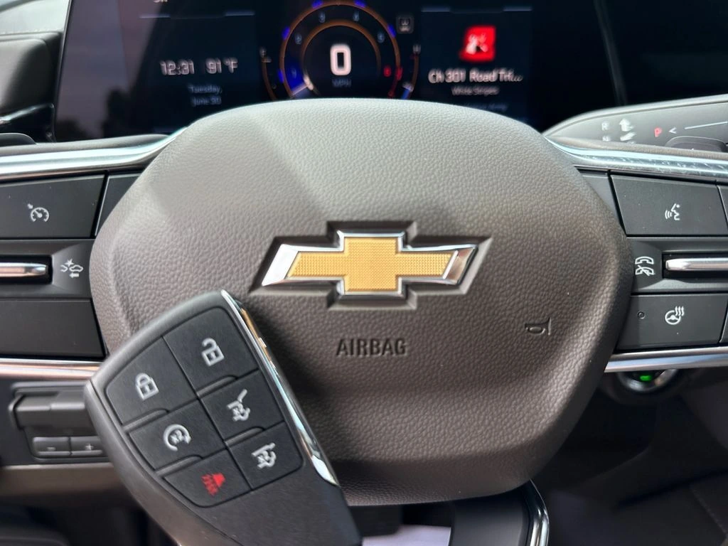 2026 Chevrolet Suburban LT - Photo 43