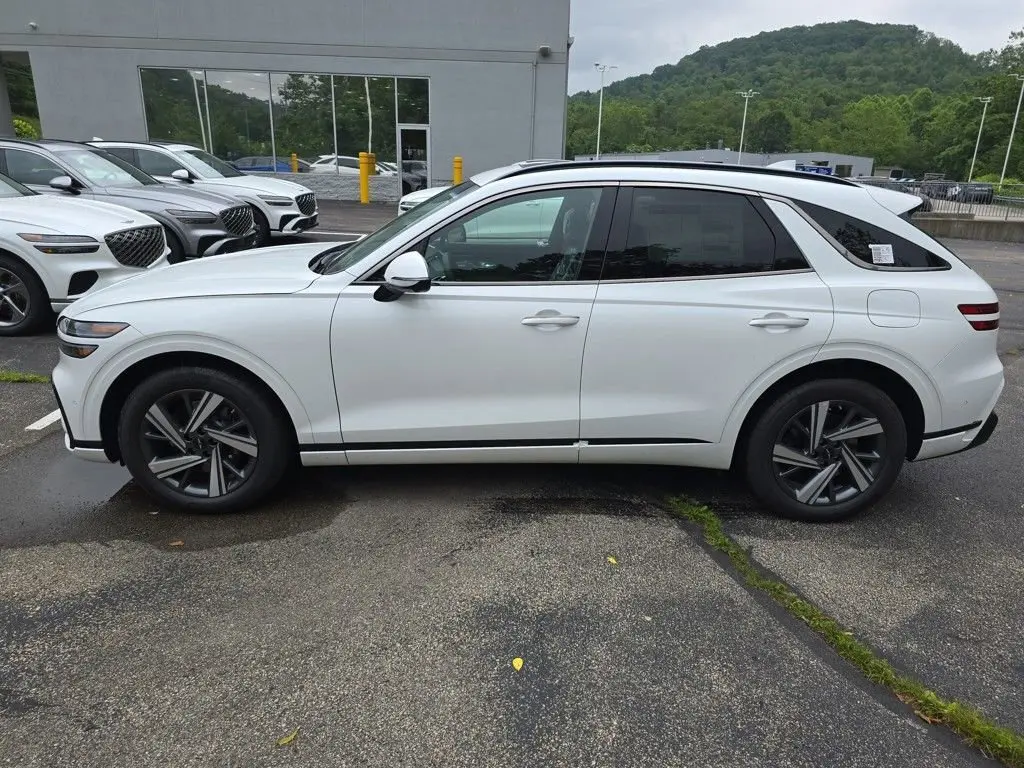 2026 Genesis GV70 3.5T Sport Advanced photo 2