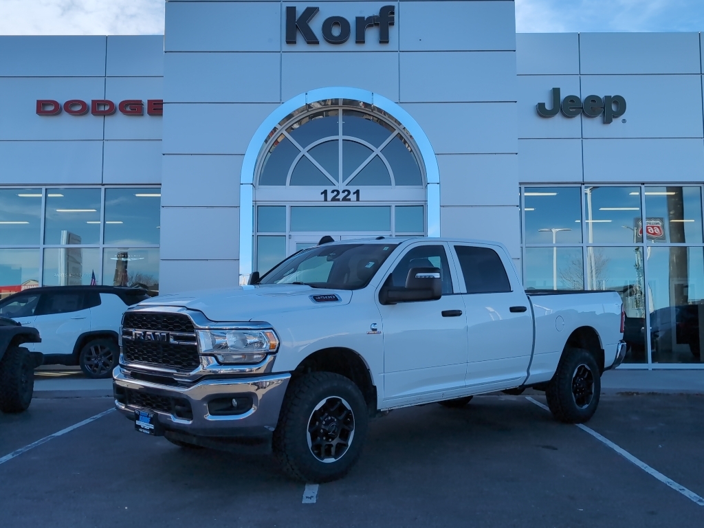 2023 RAM 3500 Tradesman Crew Cab 4WD