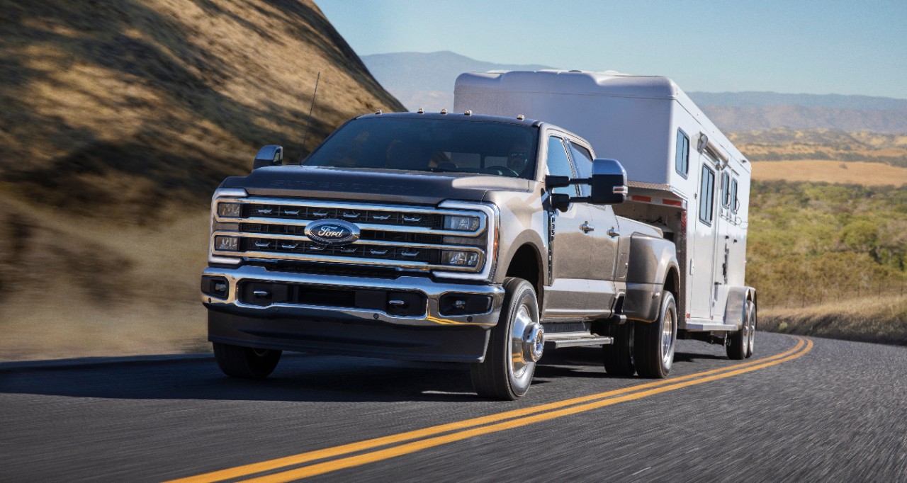 Image of Dually Towing a Horse Trailer