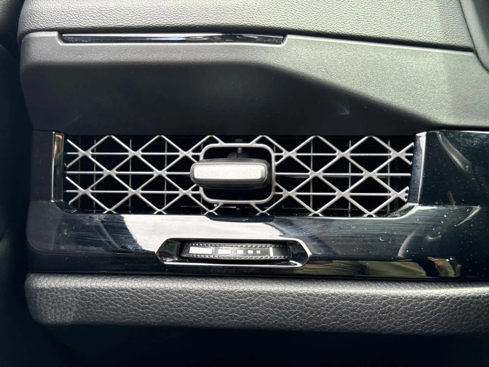 2023 Honda Accord Hybrid Touring photo 21