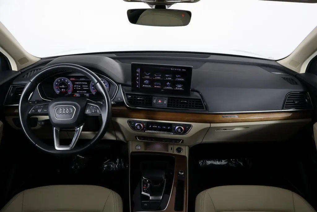 2022 Audi Q5 45 S line Premium photo 4