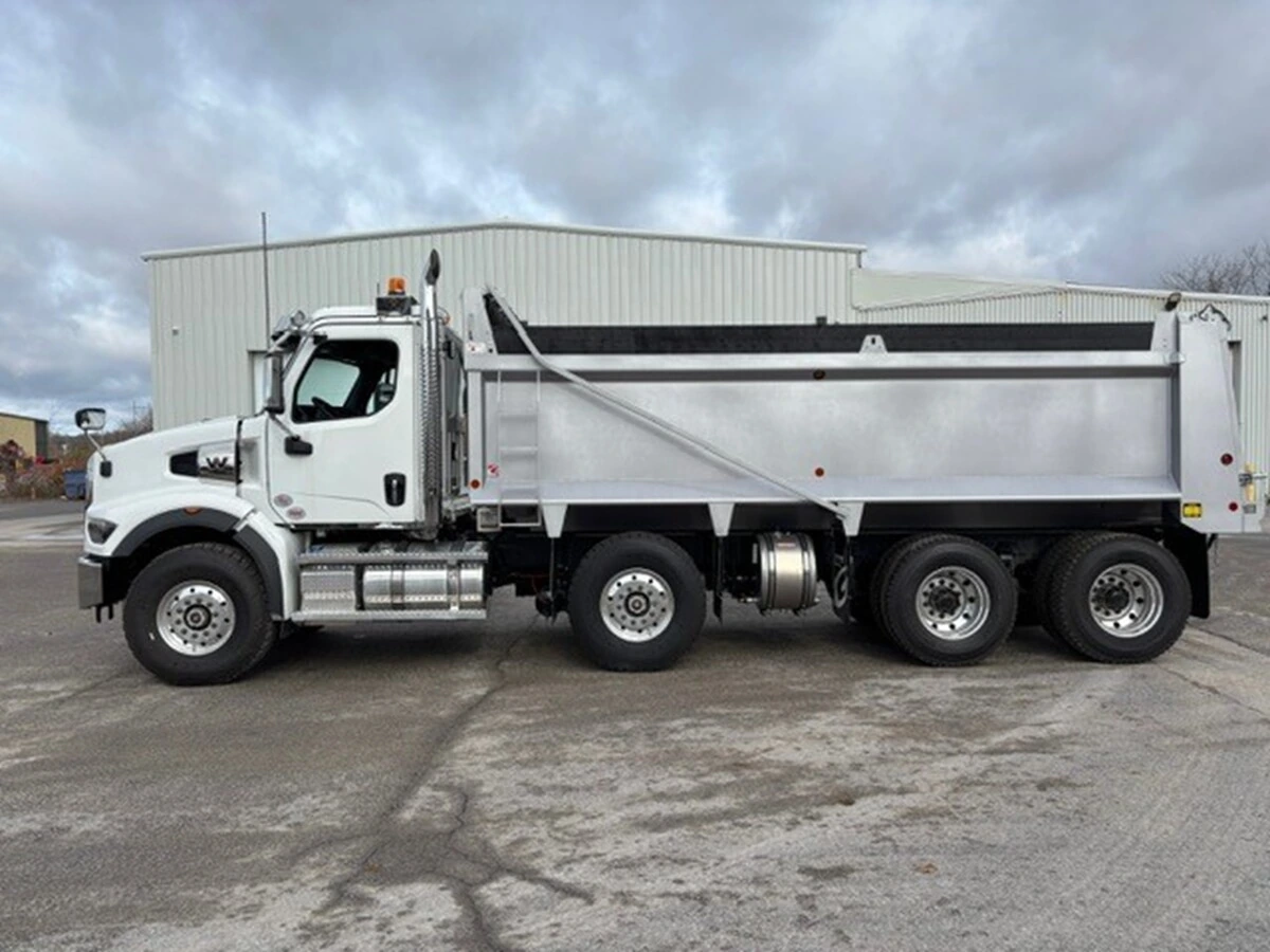 2026 Western Star 49X in Windsor, ON — photo 3