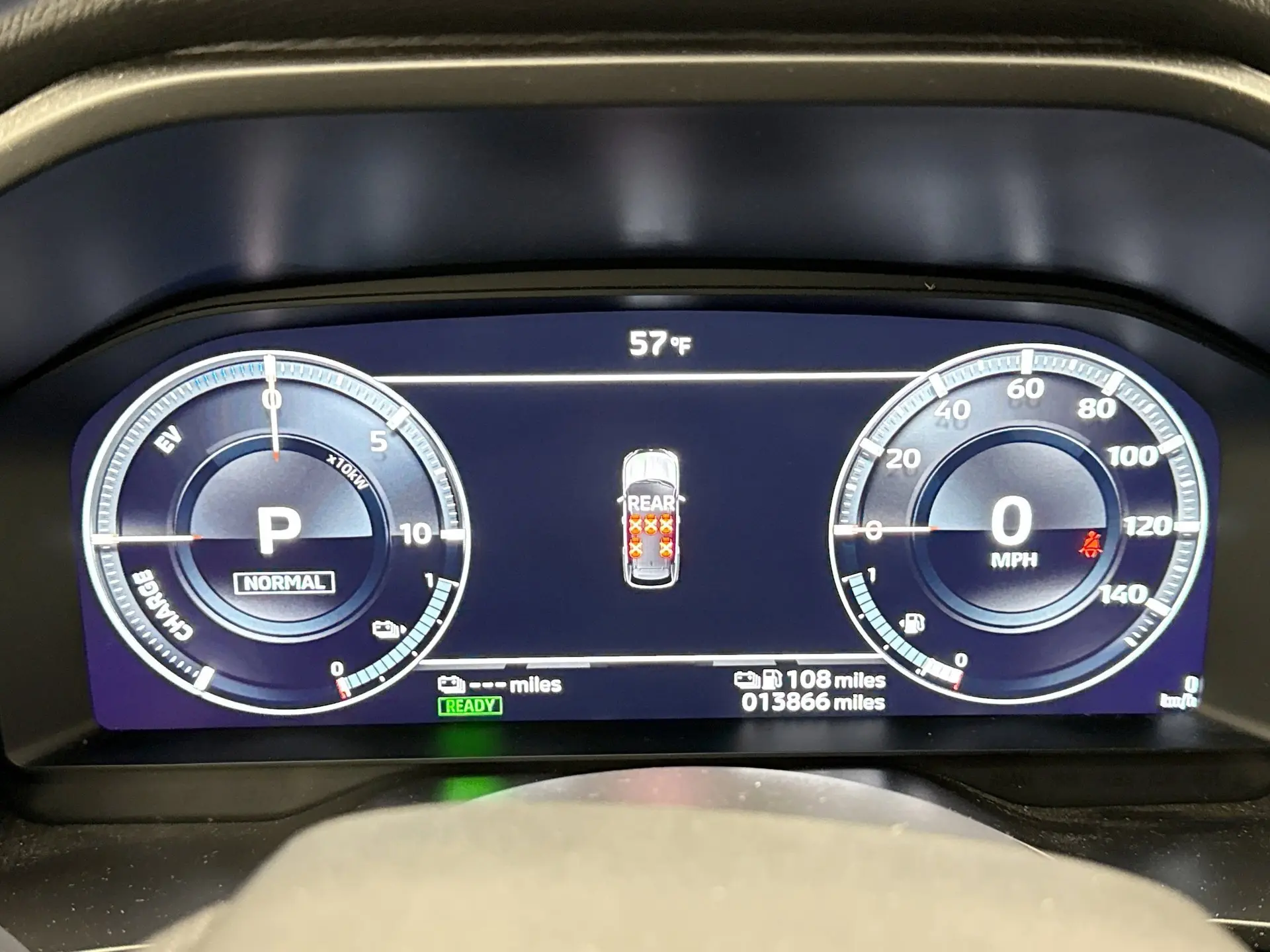 2024 Mitsubishi Outlander PHEV SE photo 9