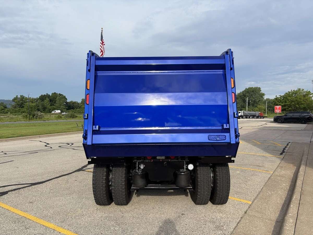 2027 Western Star 49X — photo 6
