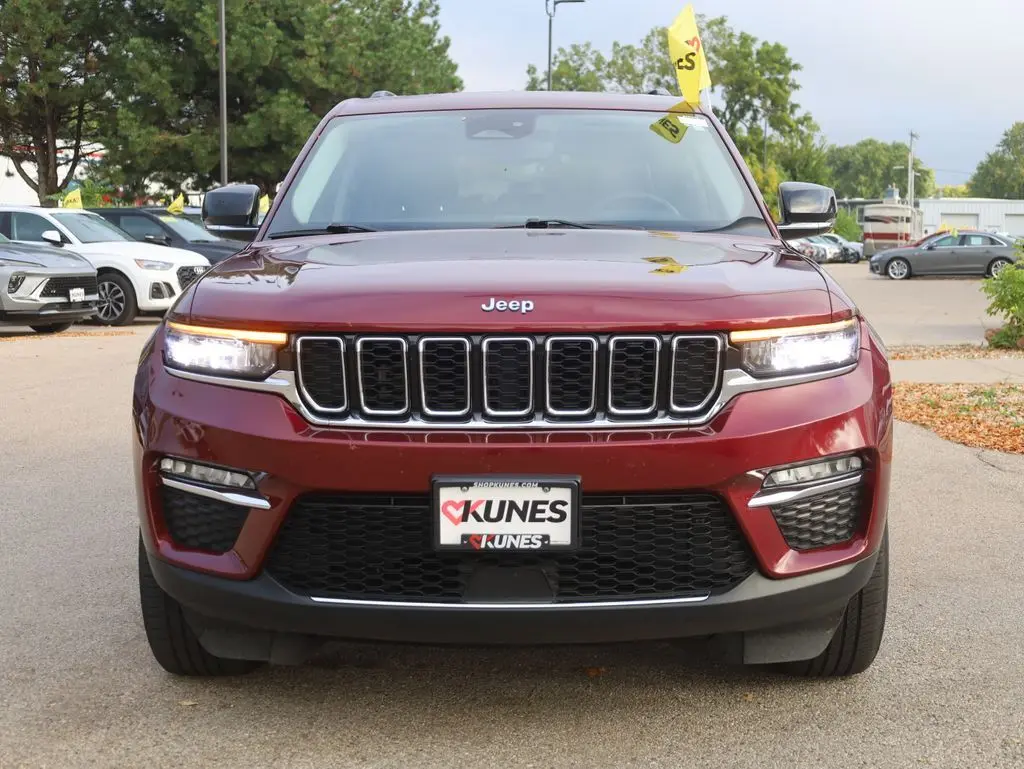 2023 Jeep Grand Cherokee 4xe photo 2