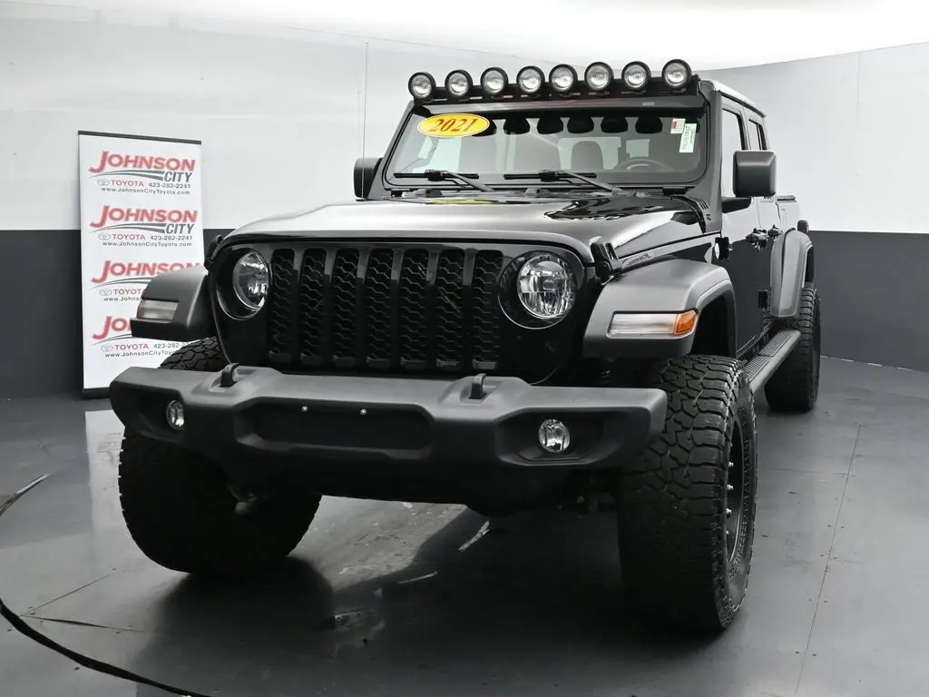 2021 Jeep Gladiator Sport photo 4