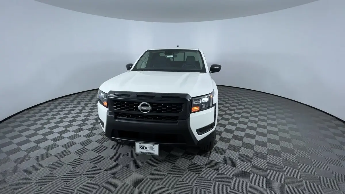 2026 Nissan Frontier S photo 3