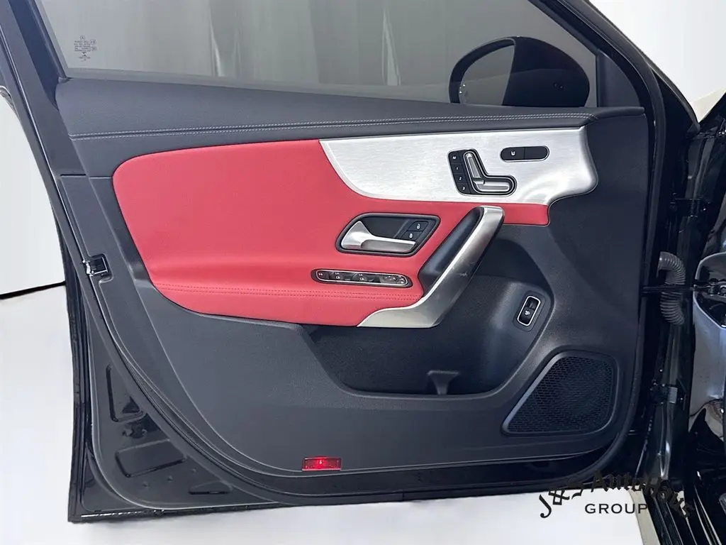 2021 Mercedes Benz A AMG 35 4MATIC photo 19