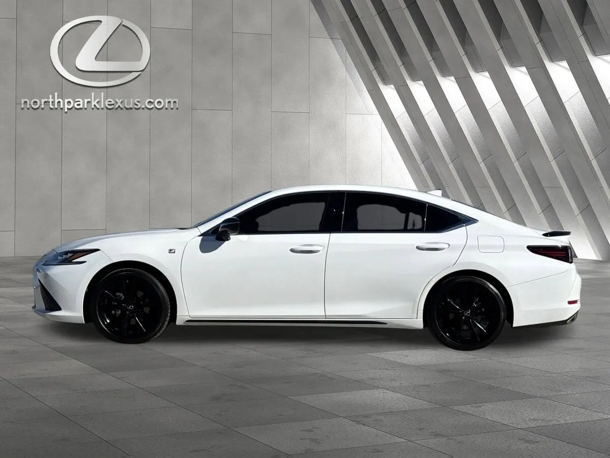 2025 Lexus ES 350 F SPORT Handling's photo