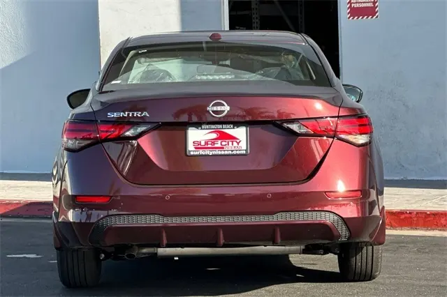 2025 Nissan Sentra SV photo 4